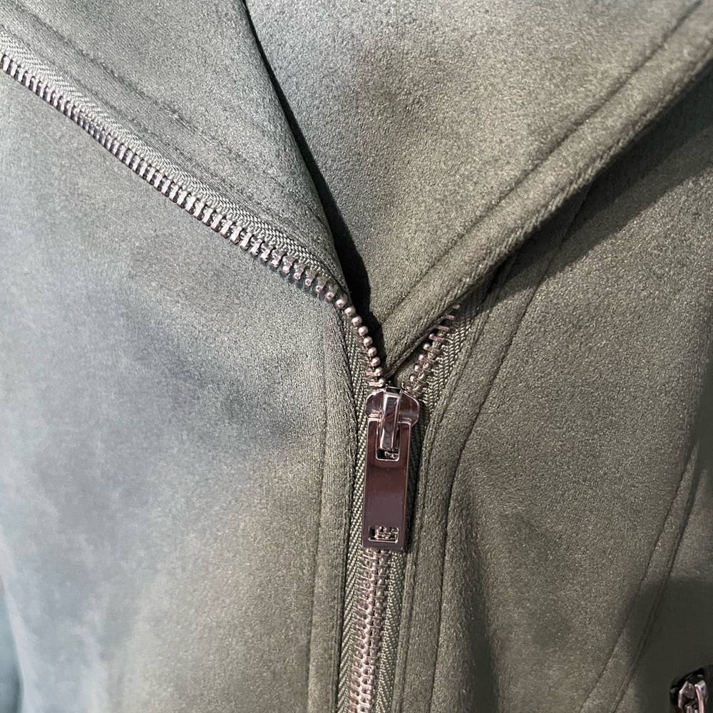 NEW - NY&Co - man made suede moto jacket - Picture 3 of 8